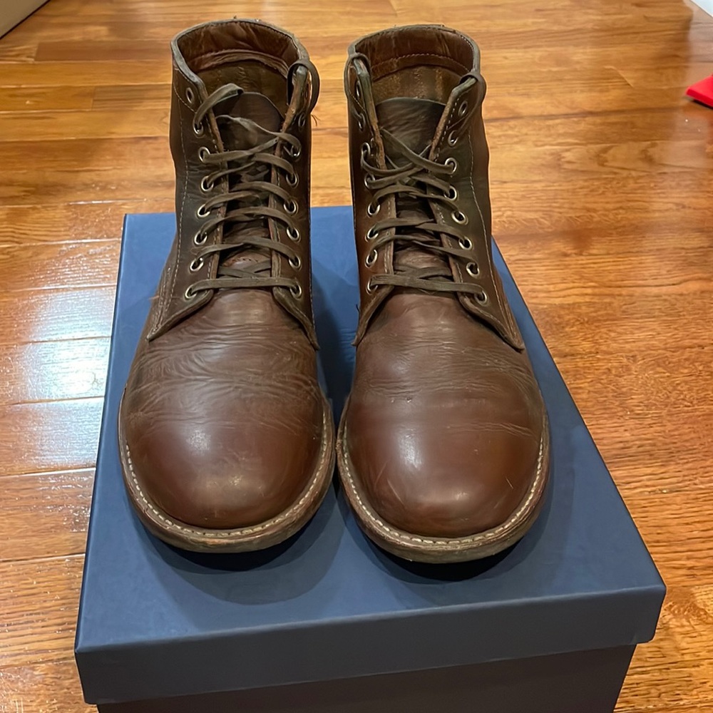 Oak street Bootmakers Trench boot, brown, 9.5D.  Leather sole